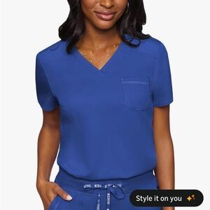 ‼️BUNDLE‼️Med Couture Scrub 
2 pants & 2 tops !!!